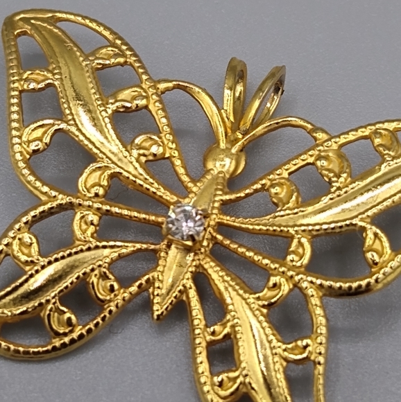 Butterfly Necklace Pendant Vtg Filigree Rhinestone - Picture 5 of 10